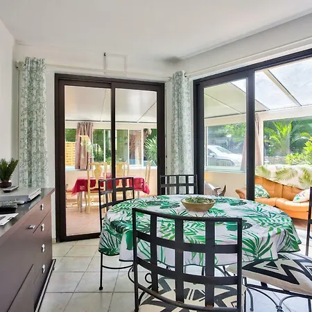 Rez De Proche Du Centre-ville Apartamento Mandelieu